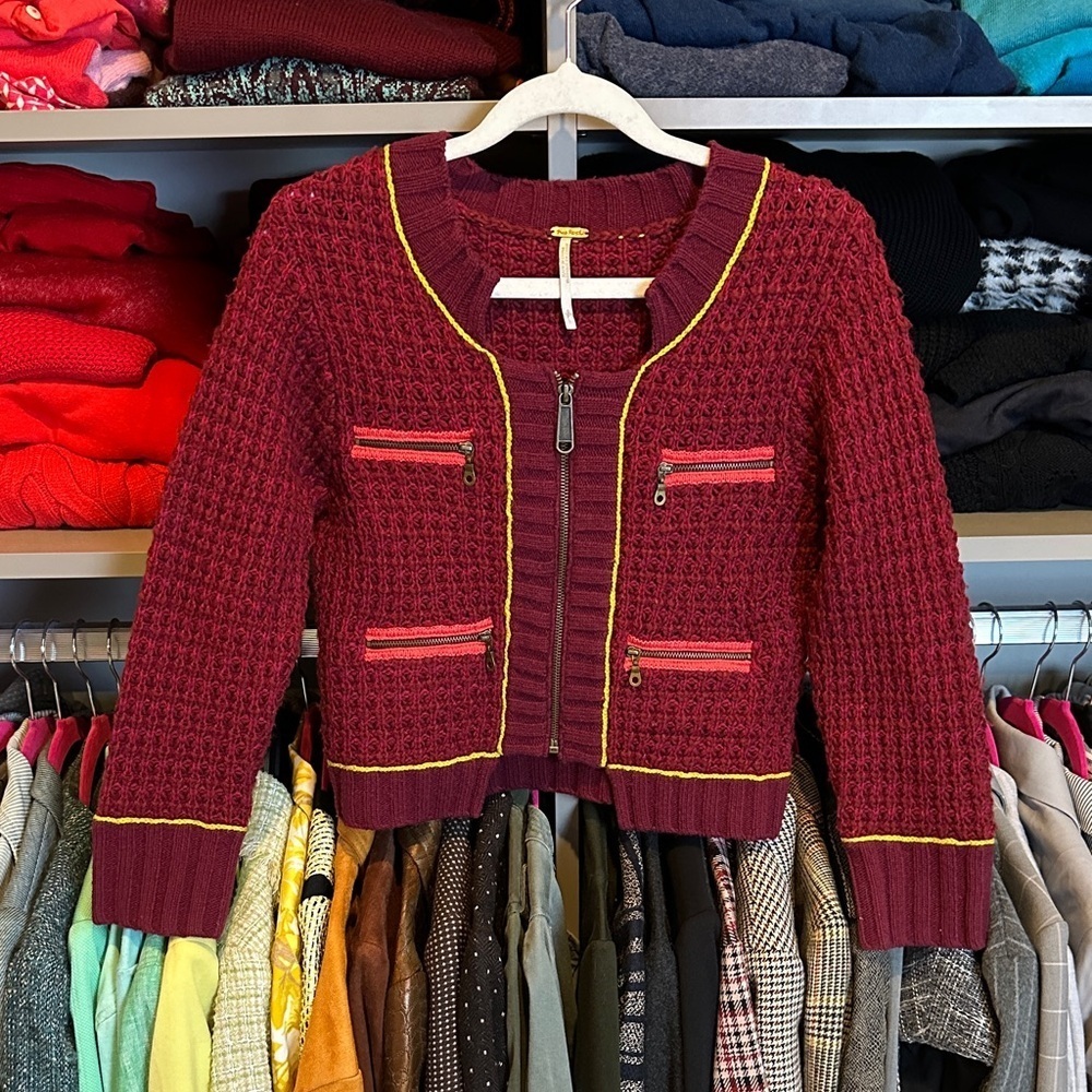 Free People maroon/yellow/pink 3/4 sleeve 4 pocket front zip sweater size S